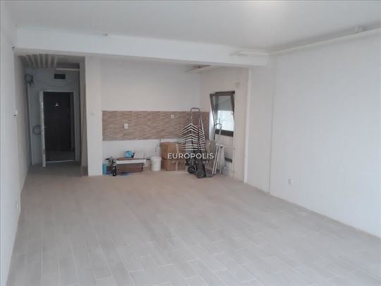 Odličan, uknjižen stan u Genex kuli! ID#8850