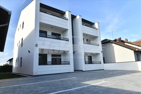 Porodičan Stan na odlicnoj lokaciji