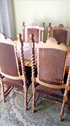 Trpezarijski sto sa 4 stolice