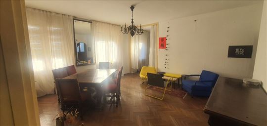 Centar, Hilandarska, 95m2, salonski sa liftom