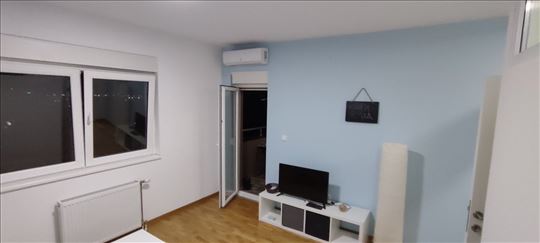 Izdaje se dvosoban stan na bubnju