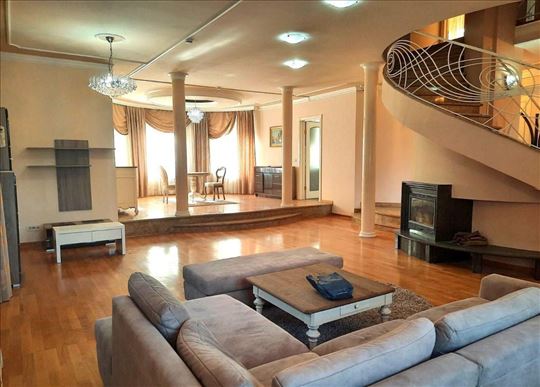 Retko u ponudi lux kuca na Dedinju