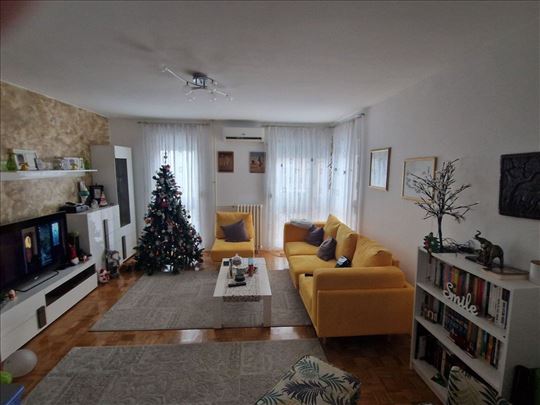 Beograd, Rakovica (Centar), Stan, 3.0, 87m2