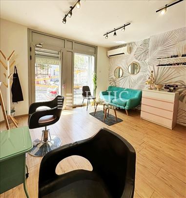 Centar(Skadarlija),Cetinjska,40m2-lokal sa izlogom