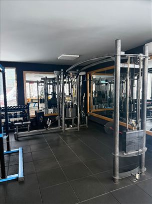 GLADIJATOR/ KROS MAŠINA POLOVNO