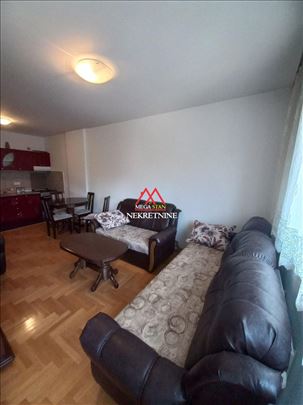 Jednoiposoban stan - 40m2 - Centar