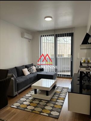 Jednoiposoban stan - 57m2 - Centar 