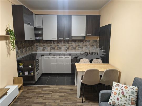 Jednosoban stan u Malom Mokrom Lugu, na Bulevaru