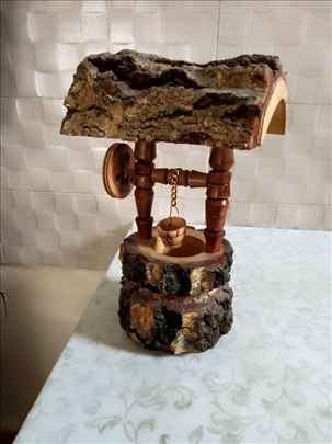 Kućni dekorativni bunar