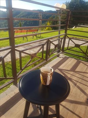 Moderan novoopremljen apartman sa terasom, Milmari