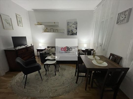 Petrovaradin  Izdaje Se Nov Jednoiposoban Stan Sa 