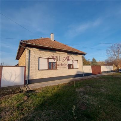 Srbobran, Turija, lepa kuća pored kanala Dtd- može