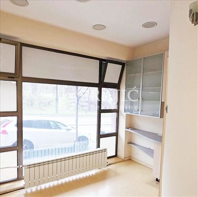 Stari grad(Kalemegdan)140m2,sa izlogom #4408