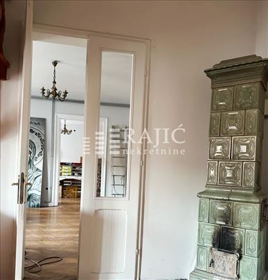 Zemun centar, Bežanijska, 115 m2, 4.0 #4397