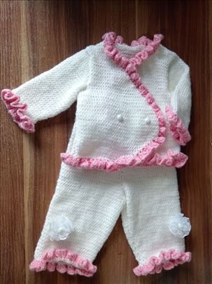 Komplet za bebe rucno pletenje vuna 