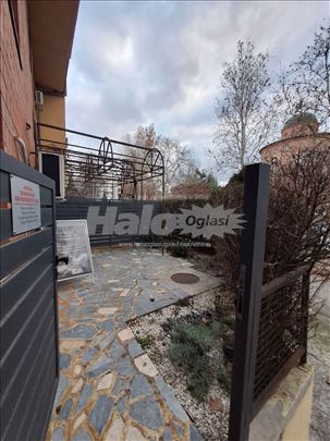 Stan za Vaš posao, stanovanje, izuzetna lokacija