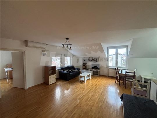 Dvosoban stan na dobroj lokaciji