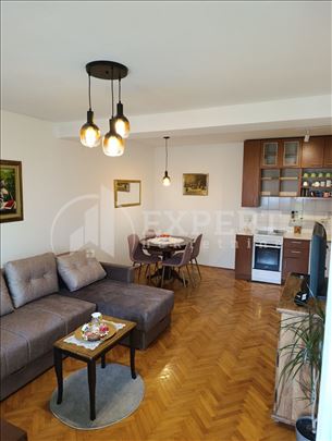 Izdaje se stan kod Medicinskog fakulteta, 45m2