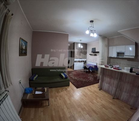 Jednoiposoban stan u Zemunu