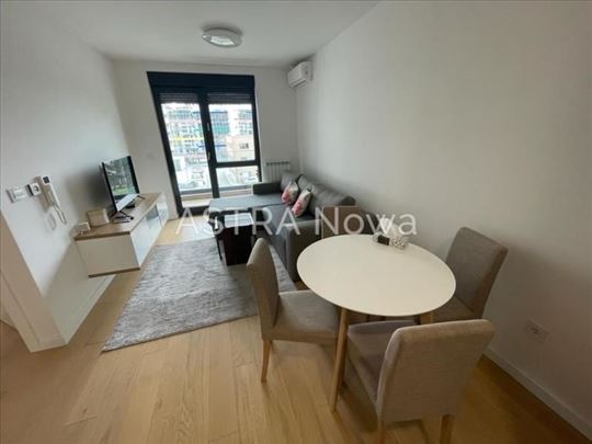 New Minel, Nov 2.0 stan, garaža