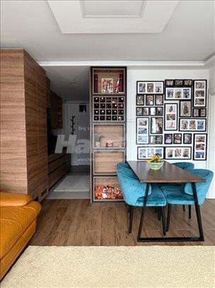 Odličan NAMEŠTEN stan na Vidikovcu, uknjižen