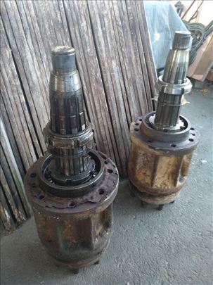 Poluosovina za buldozer tg 75 tg 50