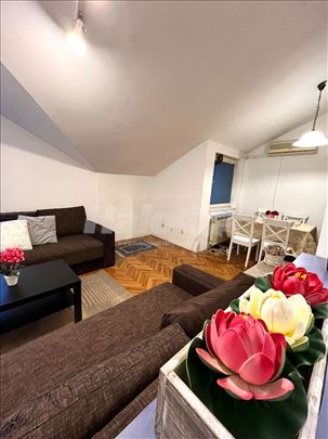 Zvezdara,Bulbulder, izdavanje stana