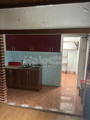 Izdajem kucu u Borci