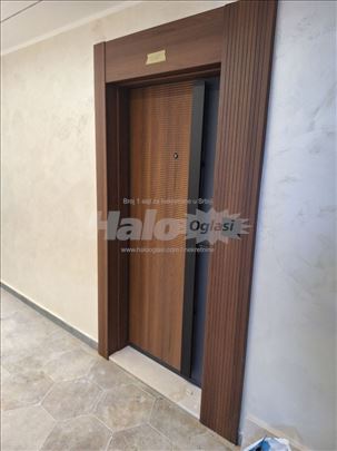 Izdajem stan u Banovcima 40m²