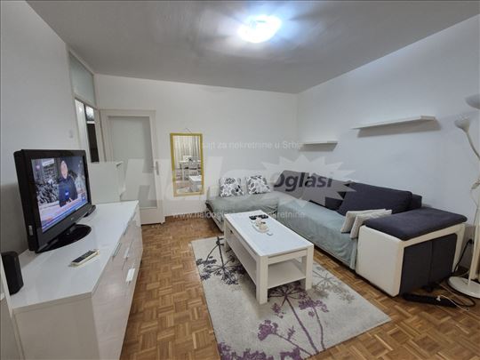 Komforan stan kod Crvenog krsta