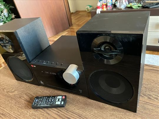 LG CM2440 Bluetooth DAB radio Extra 