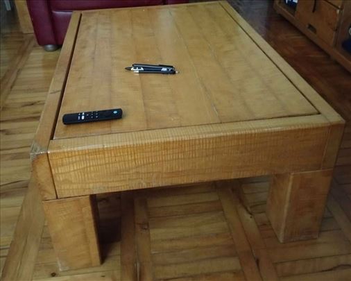 Puno drvo jasen Klub sto