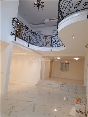 Vozdovac, lux kuća 530m2, topl. pumpe