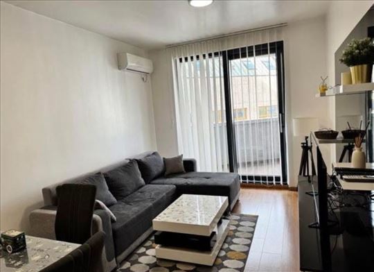 Dvosoban namešten stan-Pupinova palata,57m2-600e