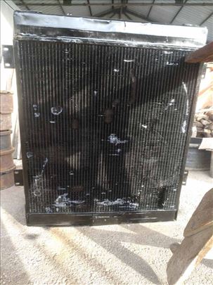 Hladnjak za buldozer tg 140