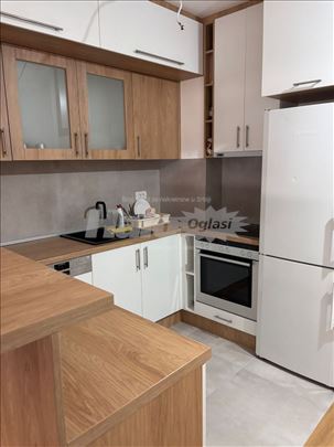 Izdaje se nov, nekorišćen stan 53 m²-Vrtovi Ceraka