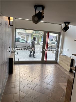 Izdavanje, Centar, Ruma, OdliČan Lokal 25m2