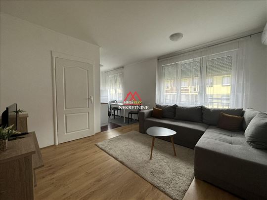 Jednoiposoban stan - 36m2 - Centar 