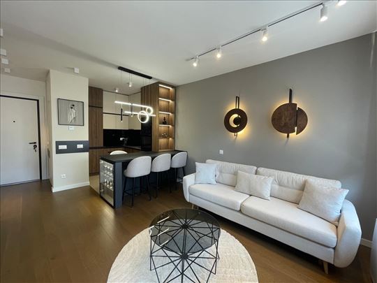 Moderan dizajnerski stan