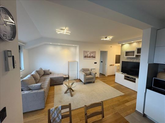 Namešten, komforan, garaža, ID 25202