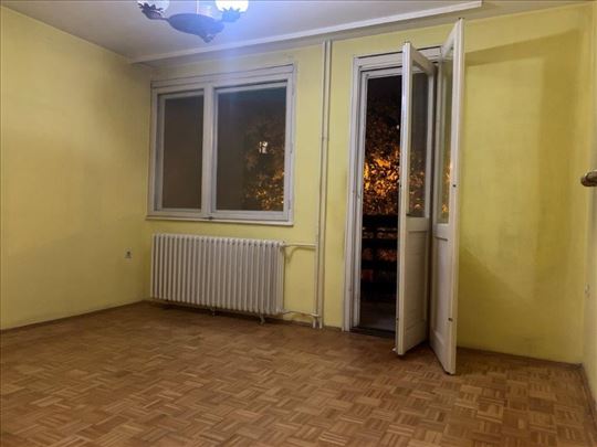Prodajemo dvosoban stan, Julino Brdo, 49m²
