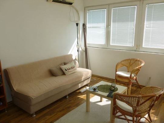 Prodajemo garsonjeru, Brace Jerkovic, 31m²