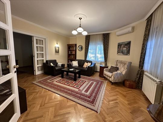 Prodajemo kuću, Zemun Novi Grad, 250m²