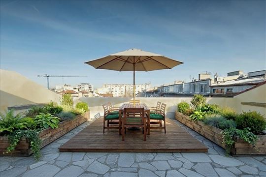 Prodajemo šestosoban stan, Krunski Venac, 106m²