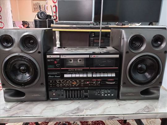 radiokasetofon hitachi trk-w550 sa zvuznici