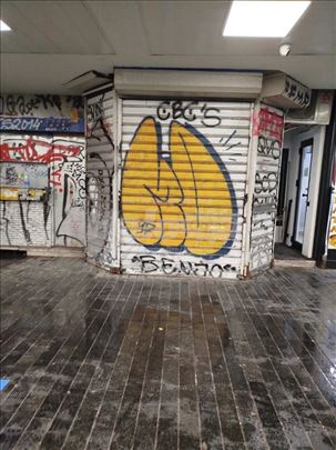 Terazije 12, u prolazu, izdajem lokal