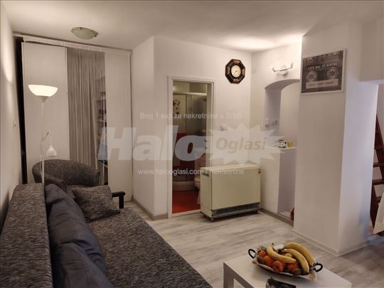 Zemun Centar, Bežanijska