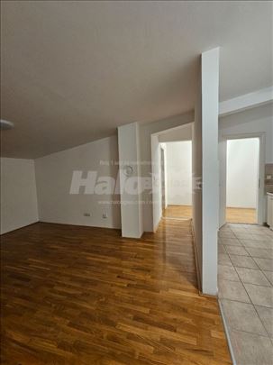 Odmah useljiv, nov - Direktno od vlasnika