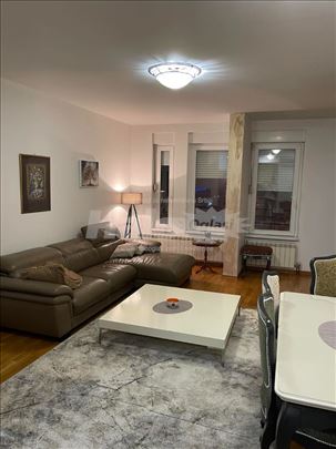 Izdaje se  namešten stan, 50m kod Voždovačke crkve