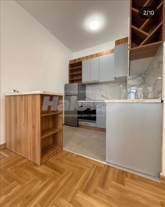 Izdajem stan u centru grada 